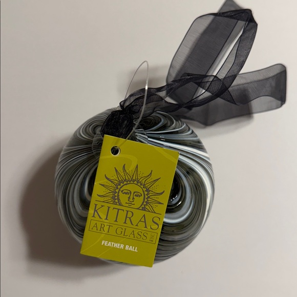 Kitras. Art Glass Feather Ball Ornament. Hand Blown. 4” diameter. Made in Canada - Picture 3 of 6